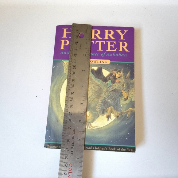 Harry Potter and the Prisoner of Azkaban Paper Back Book - Picture 7 of 7